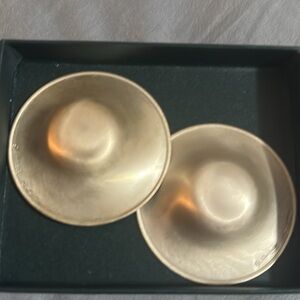 Silverette® the original silver nursing cups.